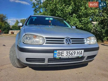Авто Volkswagen Golf 2000 № 7860442