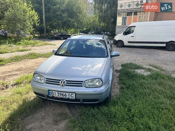 Авто Volkswagen Golf 2003 № 7860447