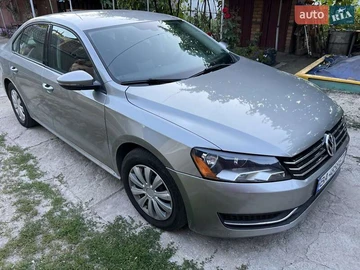 Авто Volkswagen Passat 2011 № 7860589
