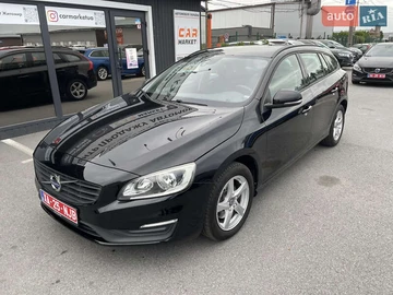 Авто Volvo V60 2016 № 7860650
