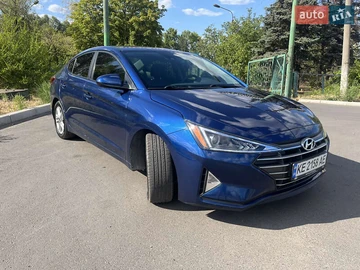 Авто Hyundai Elantra 2019 № 7860664