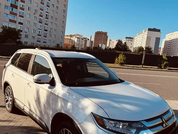 Авто Mitsubishi Outlander 2017 № 7860689