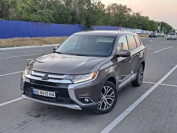 Авто Mitsubishi Outlander 2017 № 7860700
