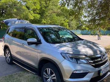 Авто Honda Pilot 2017 № 7860749
