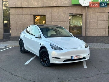 Авто Tesla Model Y 2022 № 7860757
