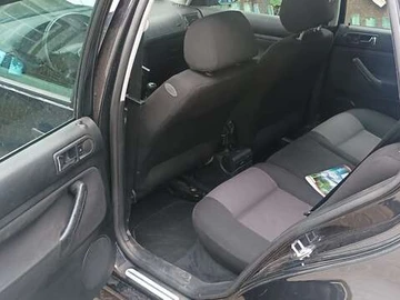Авто Volkswagen Golf 2000 № 7860893