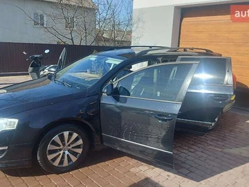Авто Volkswagen Passat 2010 № 7861053