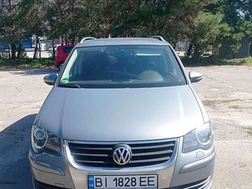 Авто Volkswagen Touran 2009 № 7861063