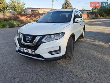 Авто Nissan Rogue 2017 № 7861227