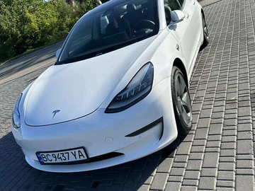 Авто Tesla Model 3 2020 № 7861244