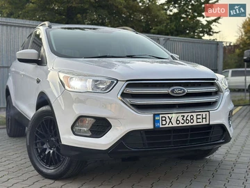 Авто Ford Escape 2018 № 7861249