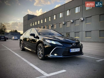 Авто Toyota Camry 2021 № 7861375