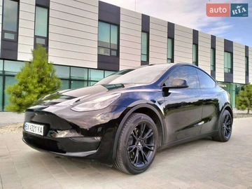 Авто Tesla Model Y 2022 № 7861386