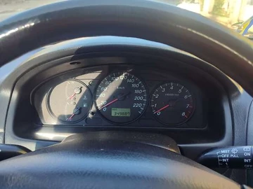Авто Mazda 323 2001 № 7861399