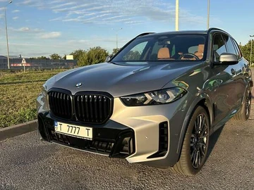Авто BMW X5 2023 № 7861530