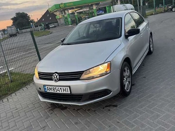 Авто Volkswagen Jetta 2013 № 7861640