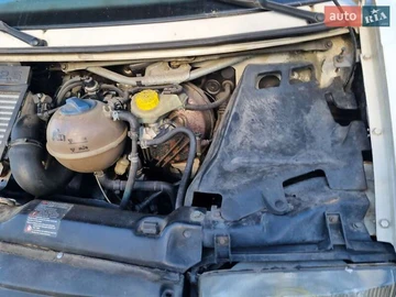 Авто Volkswagen Transporter 2001 № 7861761