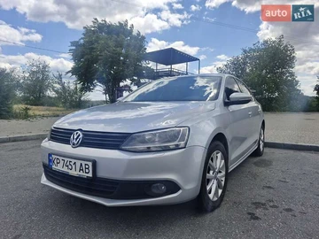 Авто Volkswagen Jetta 2012 № 7861768