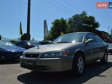 Авто Toyota Camry 2000 № 7861904
