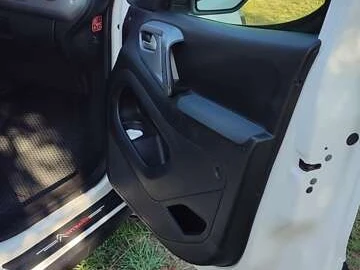 Авто Citroen Berlingo 2011 № 7861963