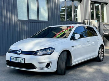 Авто Volkswagen E-Golf 2016 № 7861998