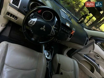 Авто Mitsubishi Outlander 2008 № 7862006