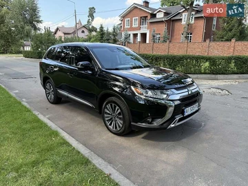Авто Mitsubishi Outlander 2020 № 7862073