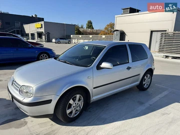 Авто Volkswagen Golf 2001 № 7862183