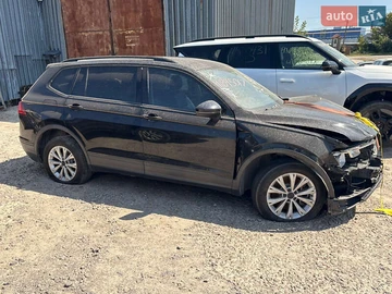Авто Volkswagen Tiguan 2018 № 7862292