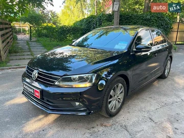 Авто Volkswagen Jetta 2016 № 7862339