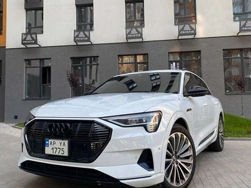Авто Audi E-Tron 2019 № 7862487