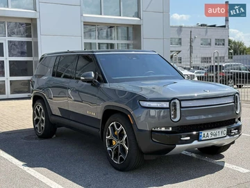 Авто Rivian R1S 2023 № 7862510