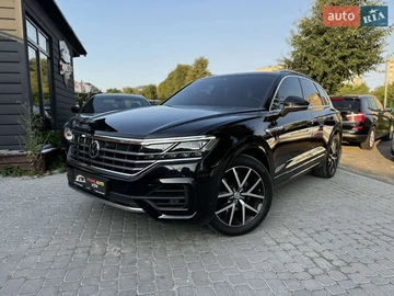 Авто Volkswagen Touareg 2019 № 7862514