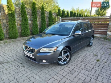 Авто Volvo V50 2011 № 7862695