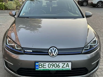 Авто Volkswagen E-Golf 2015 № 7862732