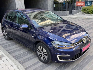 Авто Volkswagen E-Golf 2017 № 7862762