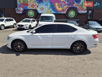 Авто Skoda Superb 2015 № 7862763