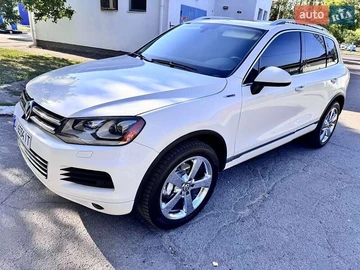 Авто Volkswagen Touareg 2011 № 7862845
