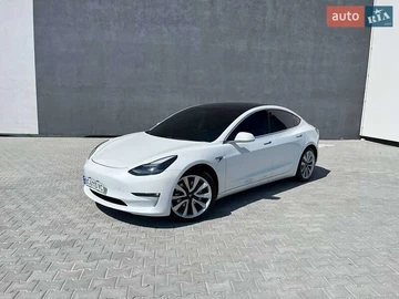 Авто Tesla Model 3 2019 № 7862856