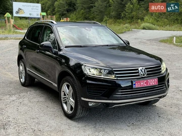 Авто Volkswagen Touareg 2015 № 7862885