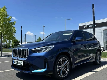 Авто BMW Ix1 2023 № 7862935