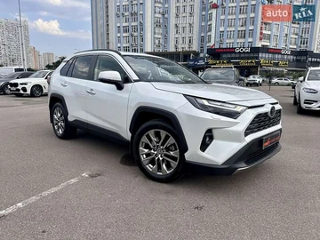 Авто Toyota Rav4 2023 № 7862936
