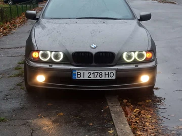 Авто BMW 5 Series 2003 № 7863101