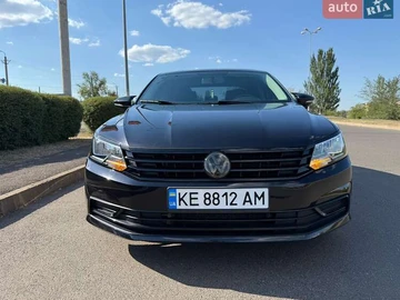 Авто Volkswagen Passat 2018 № 7863359