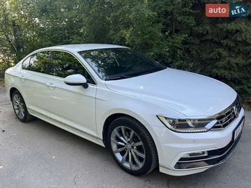 Авто Volkswagen Passat 2019 № 7863417