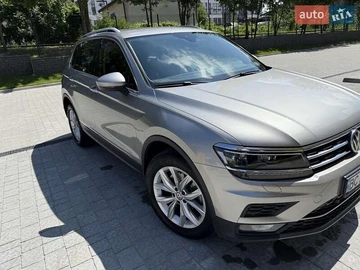 Авто Volkswagen Tiguan 2019 № 7863433