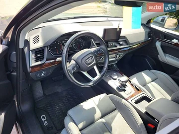 Авто Audi Q5 2018 № 7863449