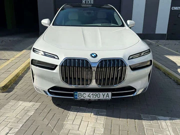 Авто BMW I7 2023 № 7863492
