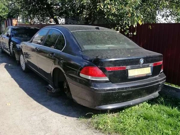 Авто BMW 7 Series 2002 № 7863523