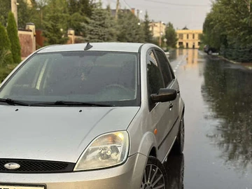 Авто Ford Fiesta 2003 № 7863561